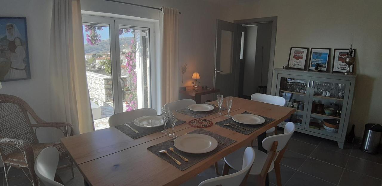 Les Villas De Qeparo Bagian luar foto