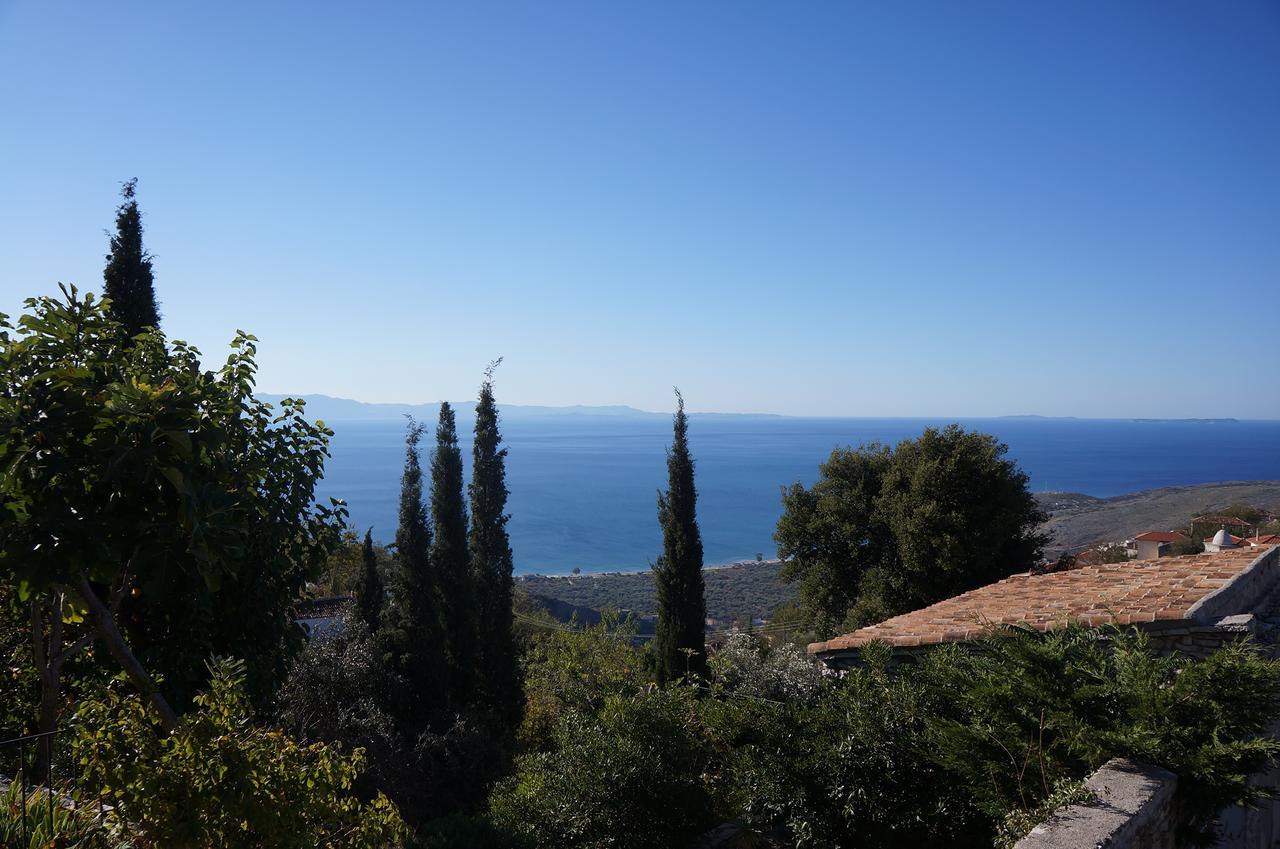 Les Villas De Qeparo Bagian luar foto